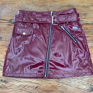 Forever 21 fashion skirt with belt